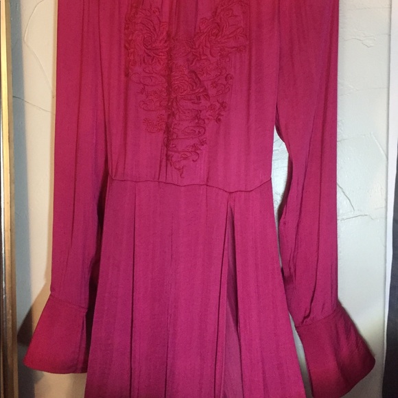 SALE🔥$168 Free People Silk Embroidered Tunic - Picture 4 of 7